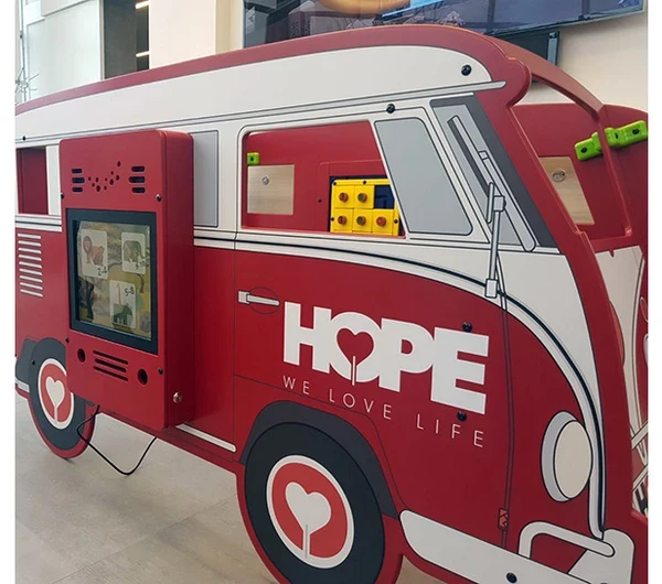 Kinderhoek autoshowroom