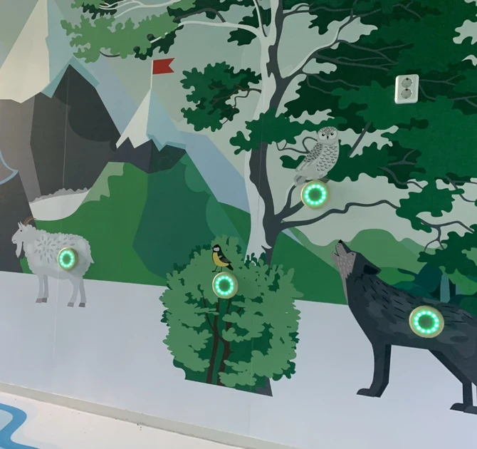 speelwand met geluidseffecten van dieren experience wall activity spel activiteitenspel